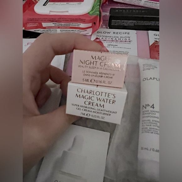 NEW Skincare and Beauty Sample Set - Picture 4 of 9